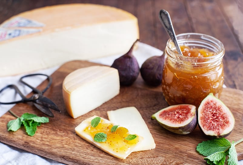 5. Minty Fig and OKA Cheese: OKA cheese, mint leaves, fig jam